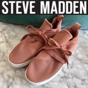 *SALE* Steve Madden Rose Sneakers